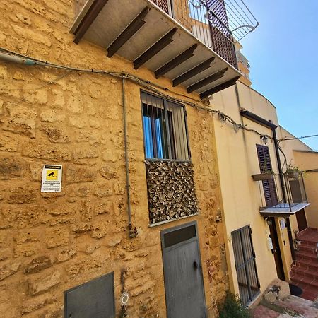 A Due Passi Dal Centro Sweet Rooms Agrigento Exterior foto