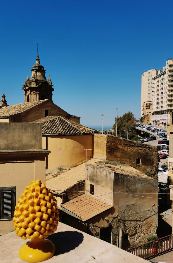 A Due Passi Dal Centro Sweet Rooms Agrigento Exterior foto