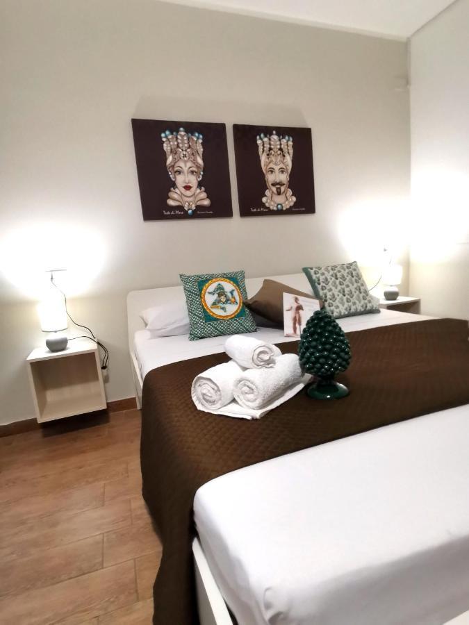 A Due Passi Dal Centro Sweet Rooms Agrigento Exterior foto