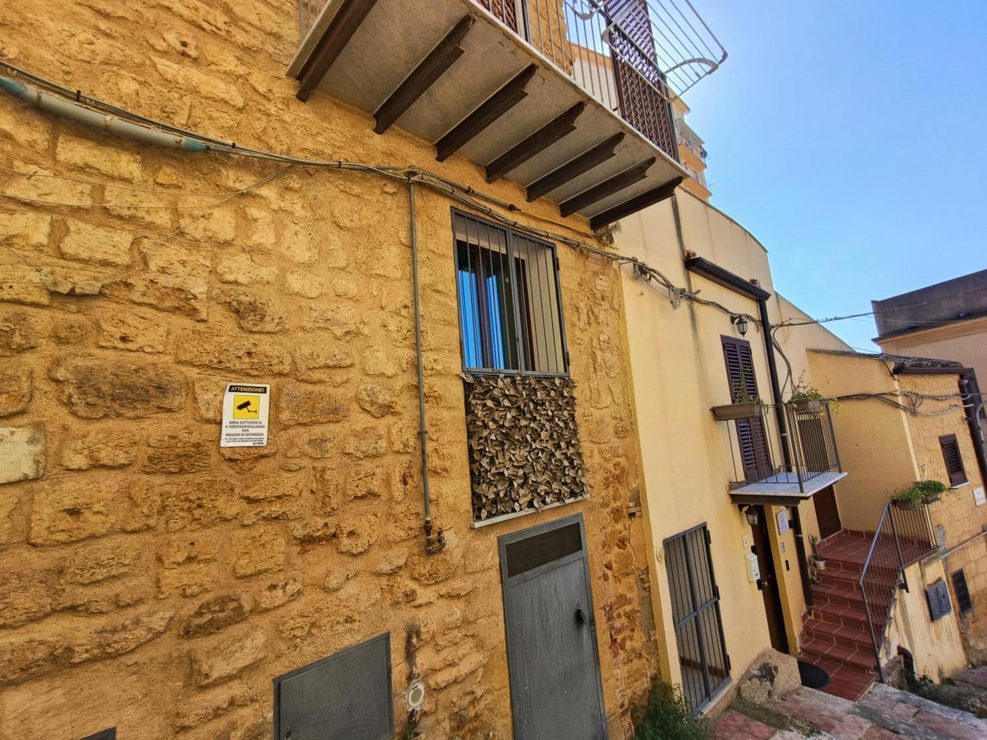 A Due Passi Dal Centro Sweet Rooms Agrigento Exterior foto